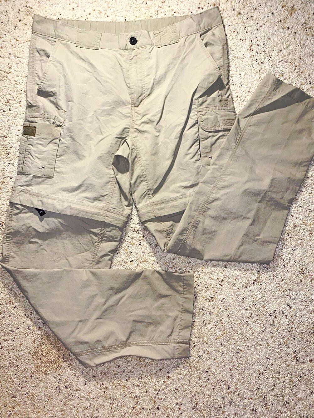 Magellan Outdoors Fish Gear Mens Small Khaki Convertible Zip Off Cargo Pants